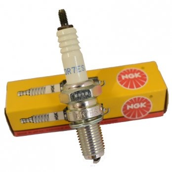 NGK | Spark Plug | DR7ES | 3123