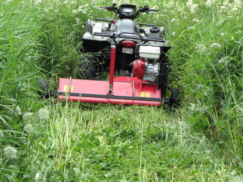 Flail mower 13hp: ( Honda )